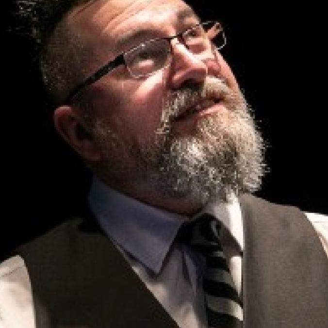 Headshot photo of Bob Sampson